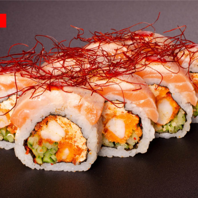 Ролл Чили сяке эби