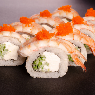 Ролл Филадельфия с тигровой креветкой 