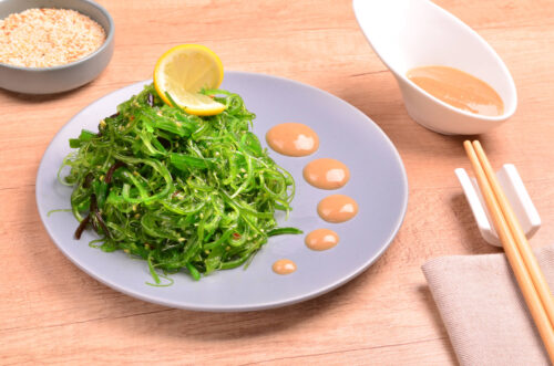 Салат Чука с ореховым соусом в Харькове