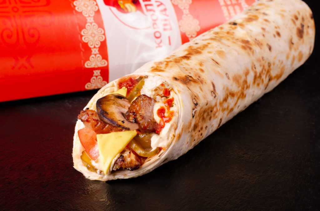 Шаурма з куркою, сиром та грибами у Харкові