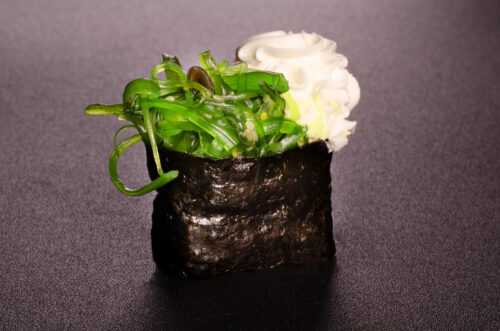 Гункан Вакаме-крем у Харкові