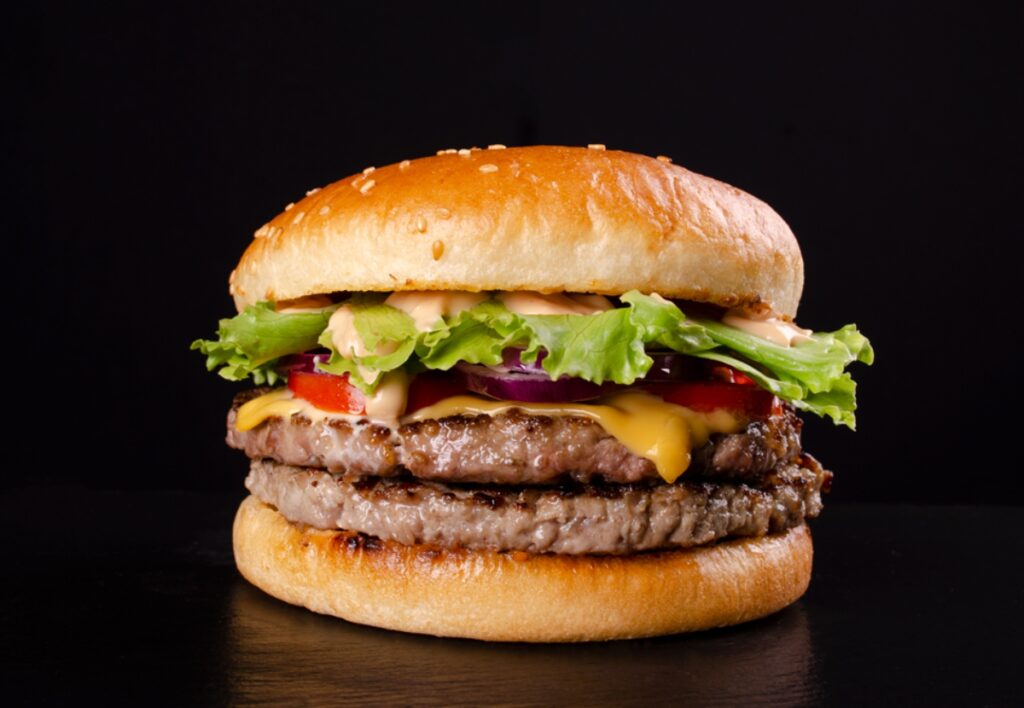 Бургер З яловичиною подвійний у Харкові