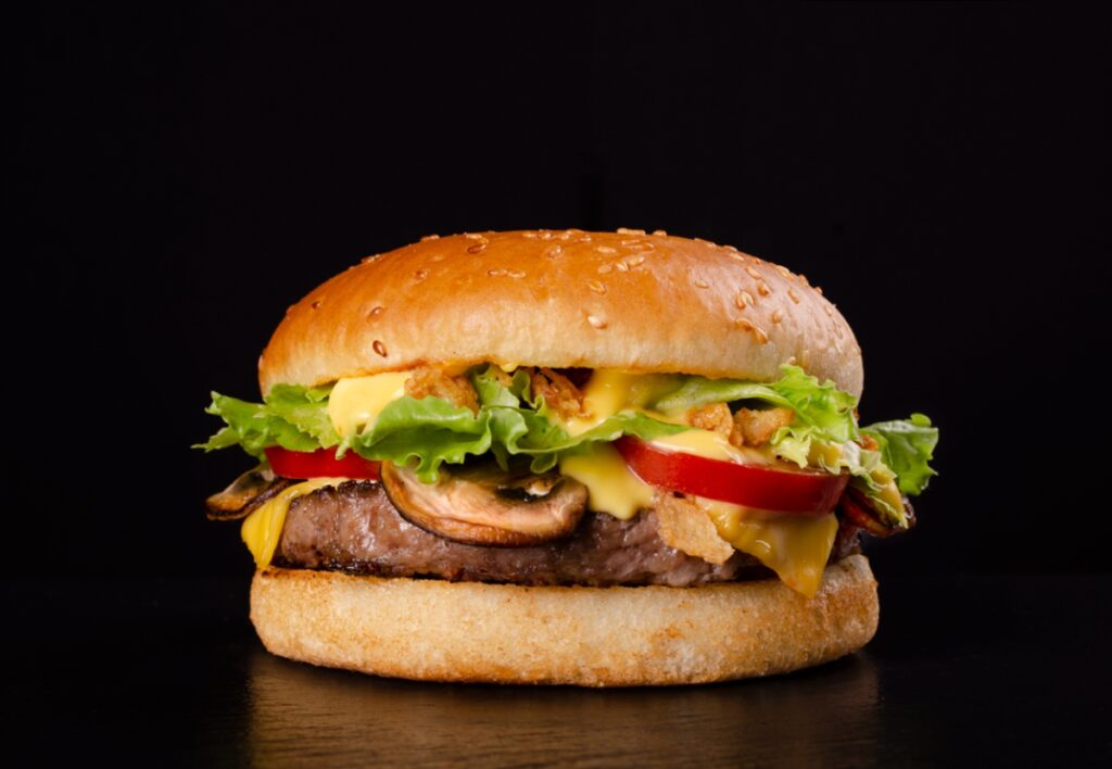 Бургер З яловичиною та печерицями у Харкові