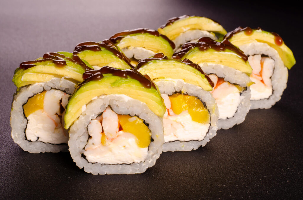 Рол Філадельфія з тигровою креветкою, манго та авокадо у Харкові