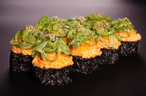 Рол Сакура з креветкою у Харкові