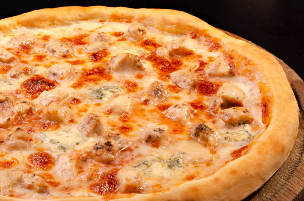 Пицца Сырная курочка в Харькове