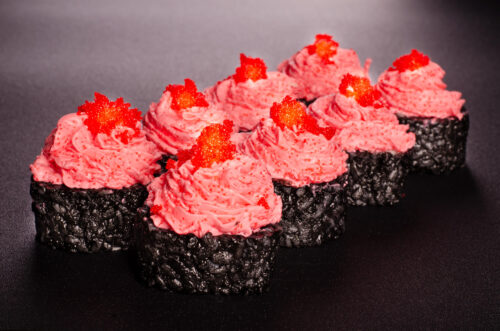 Рол Сакура з крабовим м'ясом у Харкові